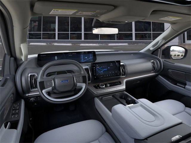 New 2025 Ford Expedition Platinum w/ Platinum Ultimate Package image 9