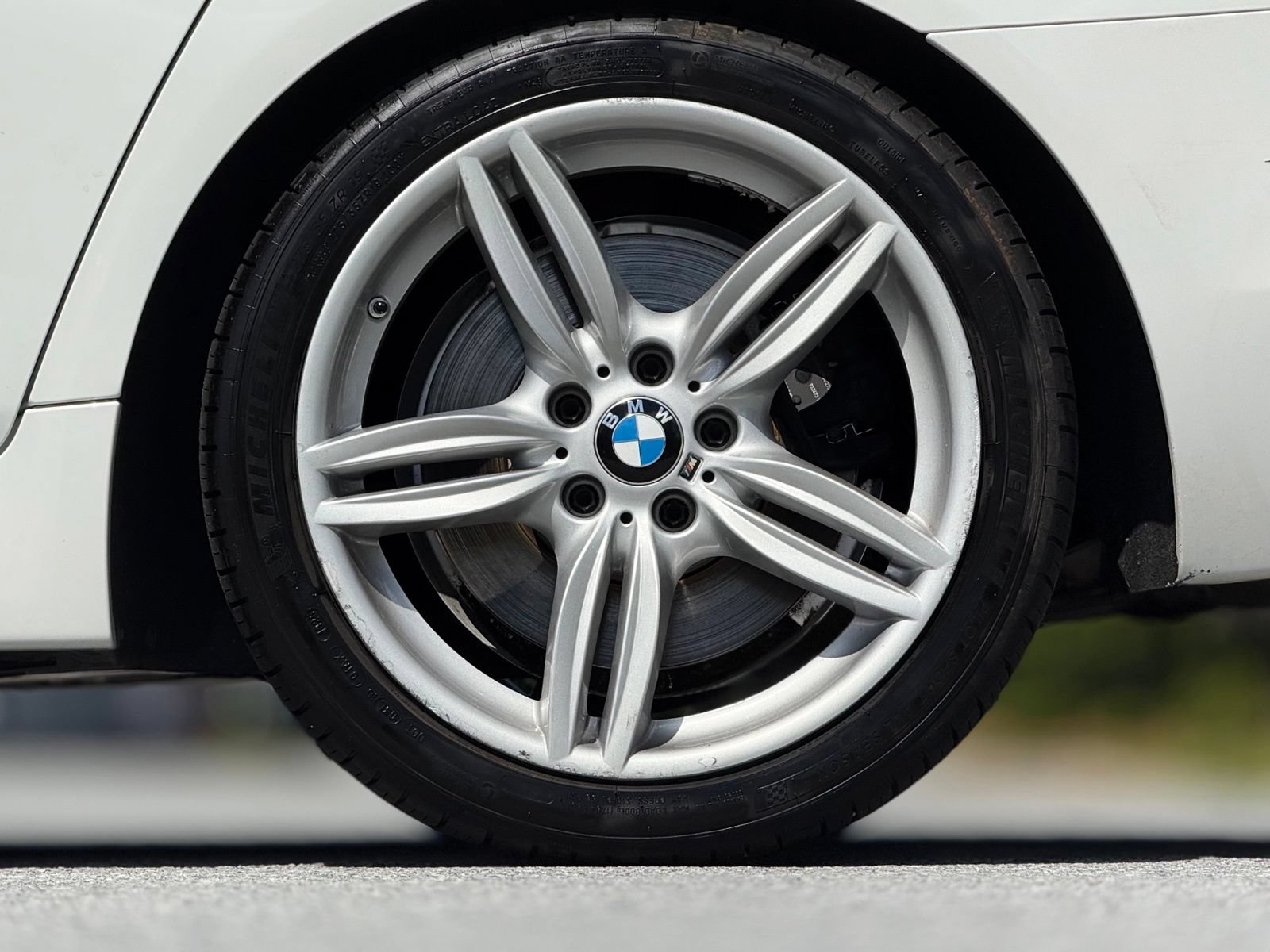 Used 2015 BMW 550i Sedan RWD image 19