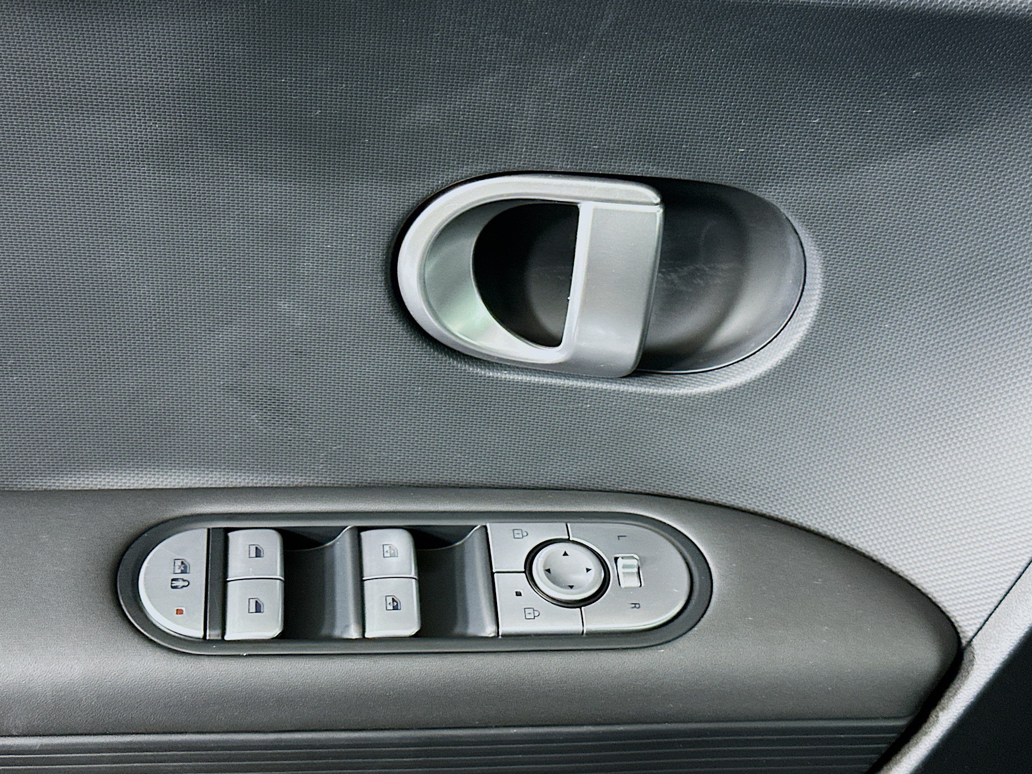 Used 2024 Hyundai Ioniq 5 SEL RWD image 15