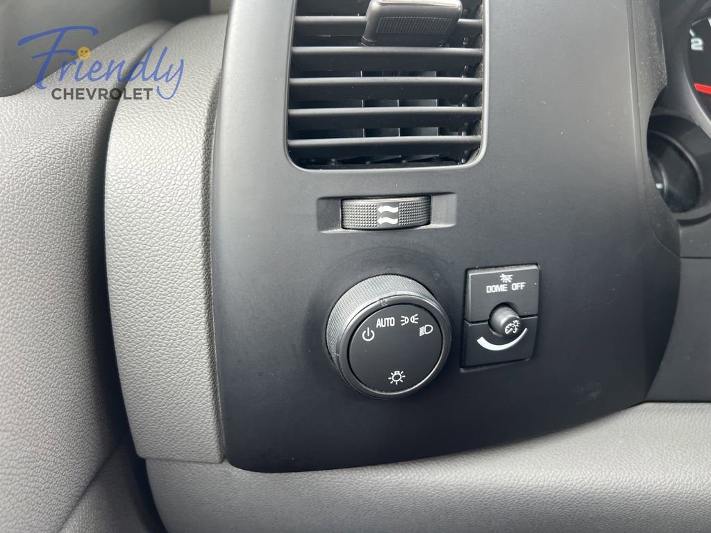 Used 2008 Chevrolet Silverado 1500 W/T RWD image 23