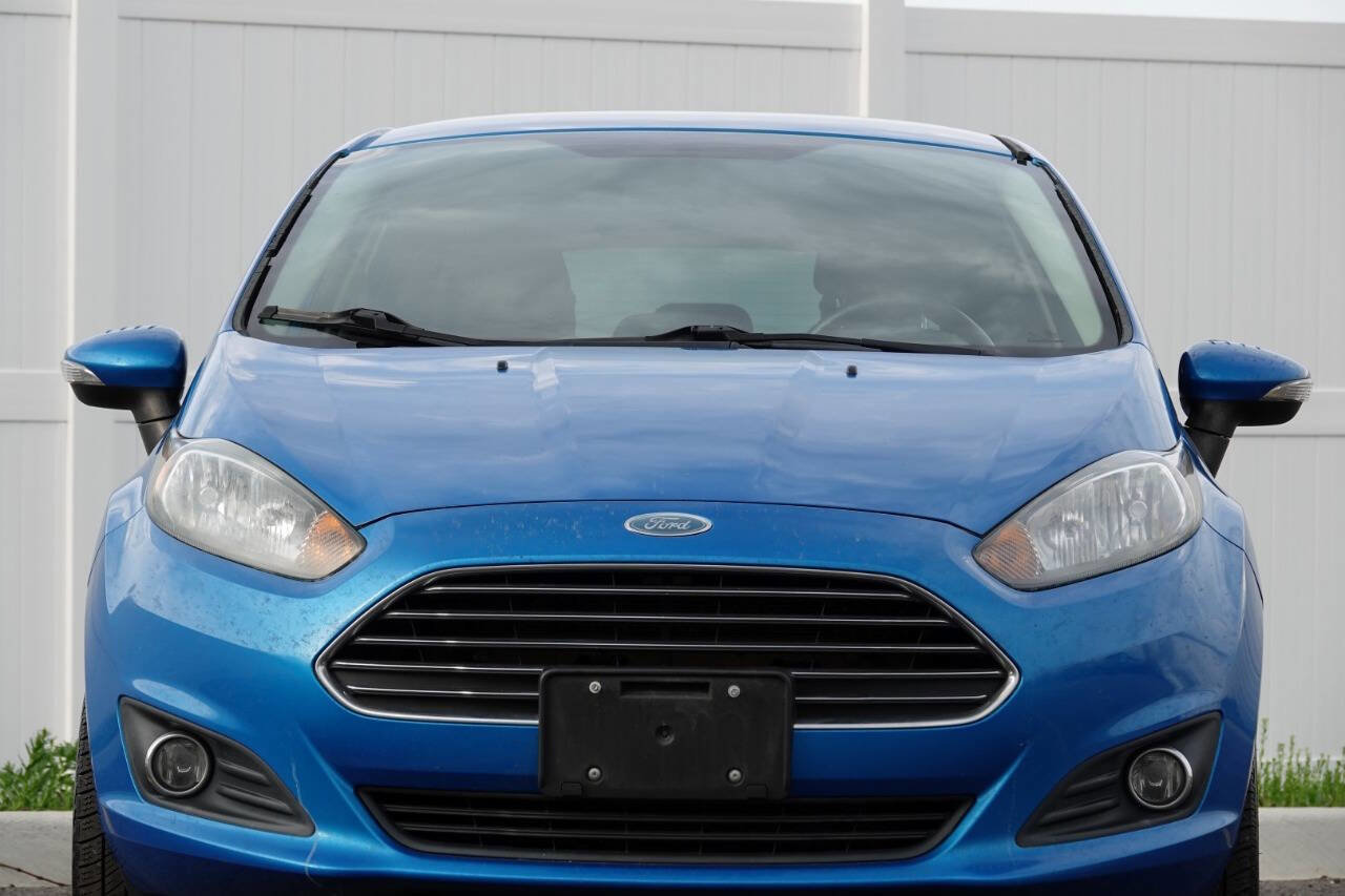 Used 2014 Ford Fiesta SE w/ Equipment Group 201A FWD image 38