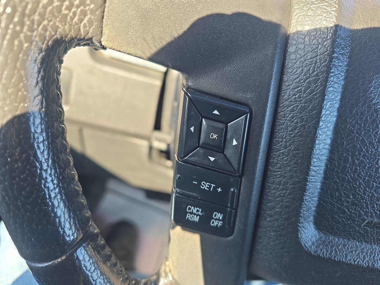 Used 2014 Ford F150 XLT w/ Equipment Group 302A Luxury image 26