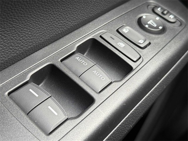 Used 2024 Honda CR-V Sport image 16