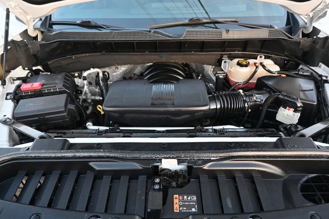 Used 2022 Chevrolet Silverado 1500 High Country w/ Technology Package image 15