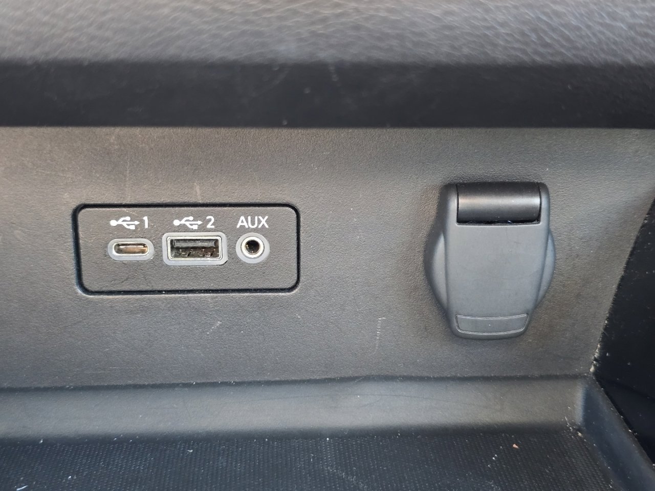 Used 2024 Nissan Altima 2.5 SV image 23