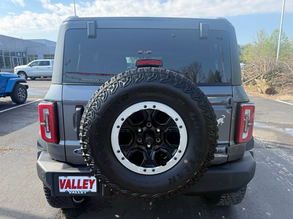 Used 2023 Ford Bronco Big Bend w/ Sasquatch Package AWD/4WD image 4