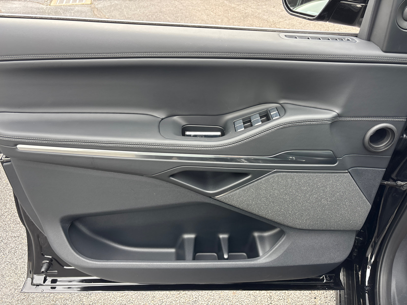 New 2026 Lincoln Navigator Reserve AWD/4WD image 11