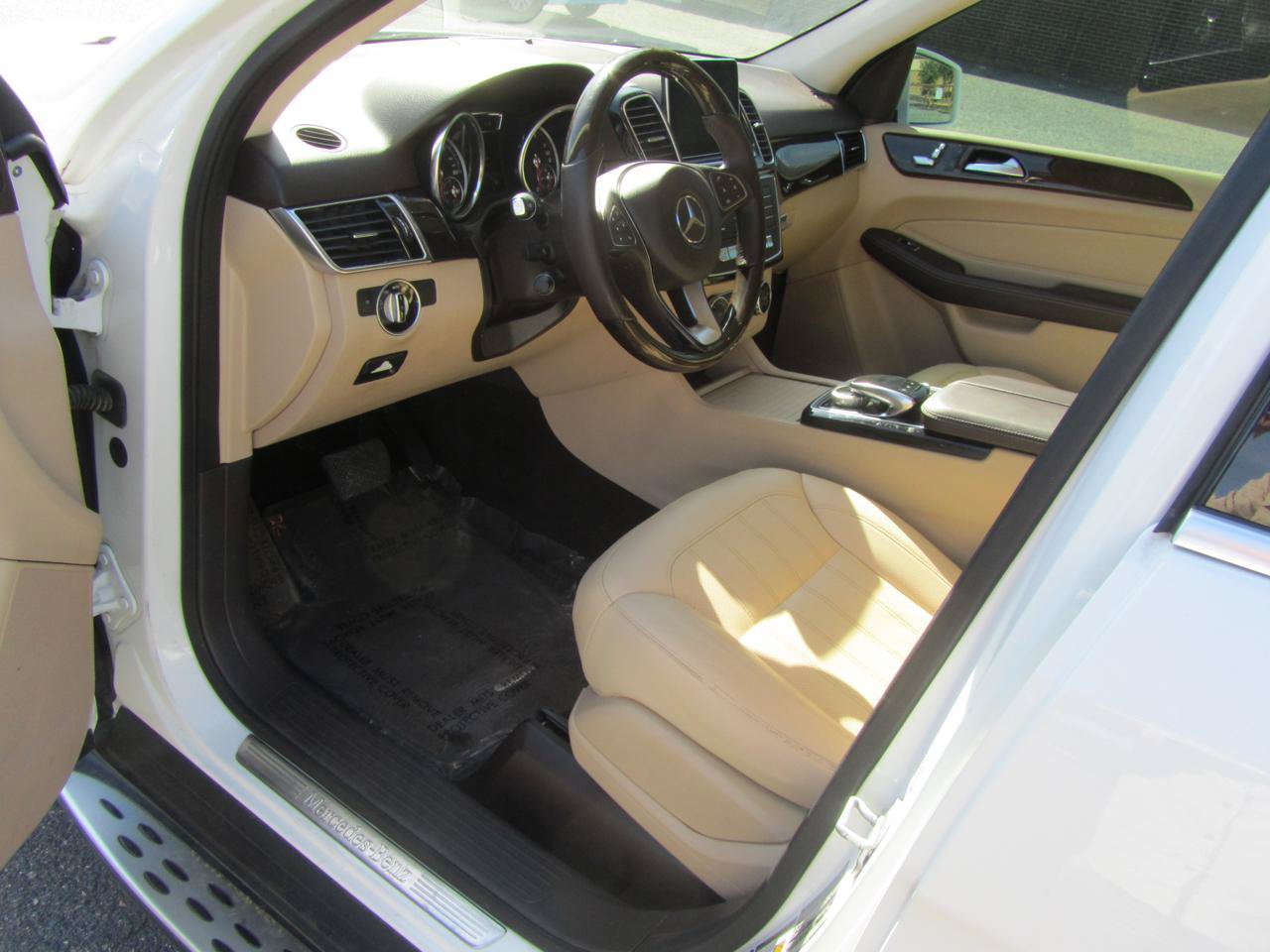Used 2016 Mercedes-Benz GLE 350 image 17