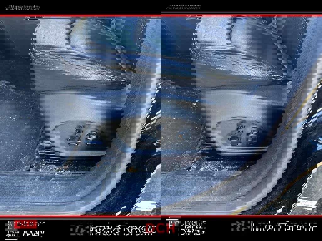 Used 2019 Jeep Renegade Limited image 16