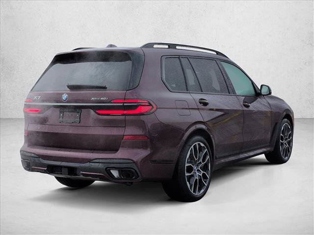 Used 2026 BMW X7 xDrive40i w/ M Sport Package AWD/4WD image 2