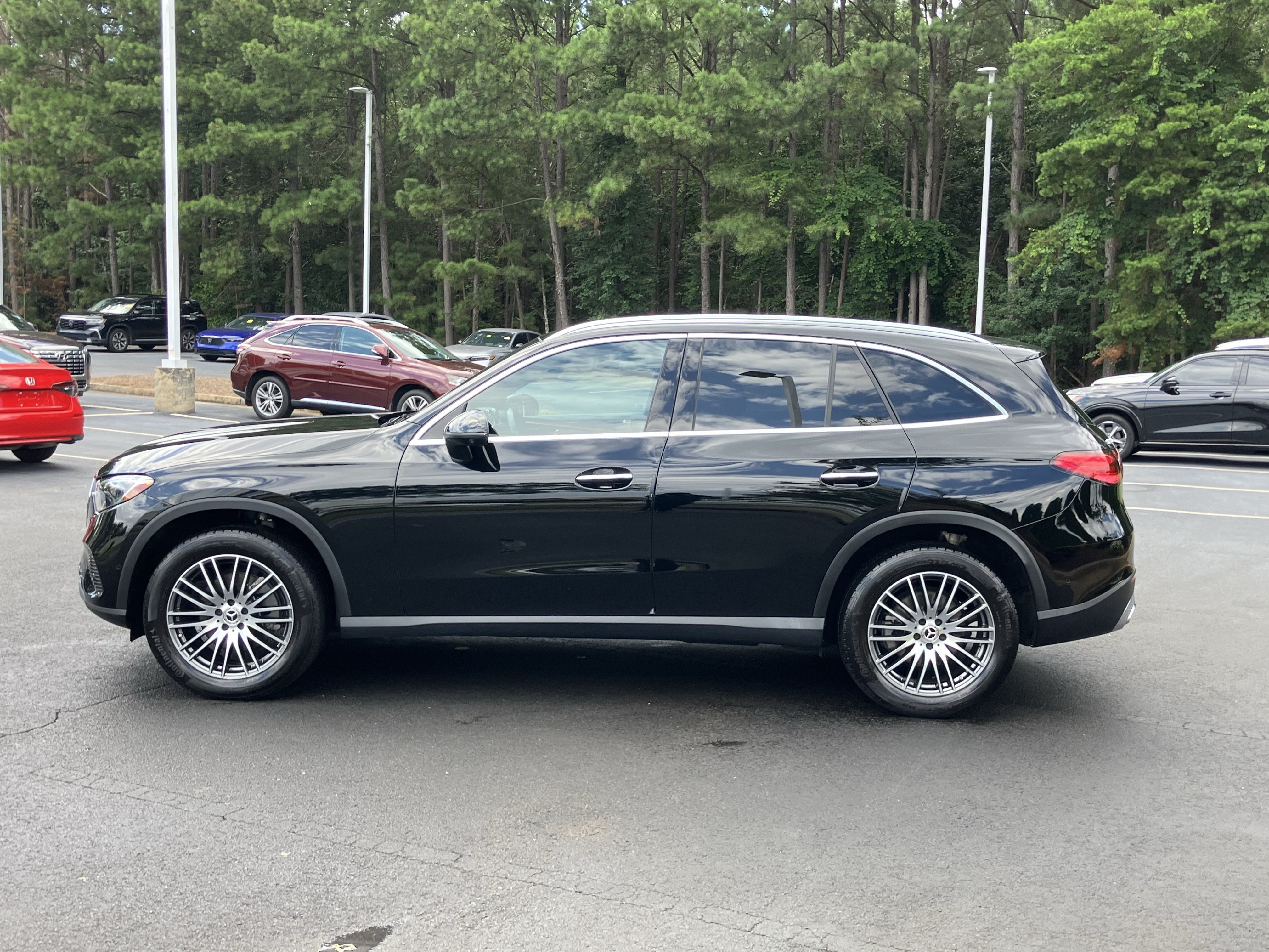 Used 2024 Mercedes-Benz GLC 300 image 7