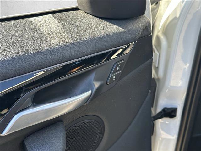 Used 2019 BMW X1 sDrive28i image 14