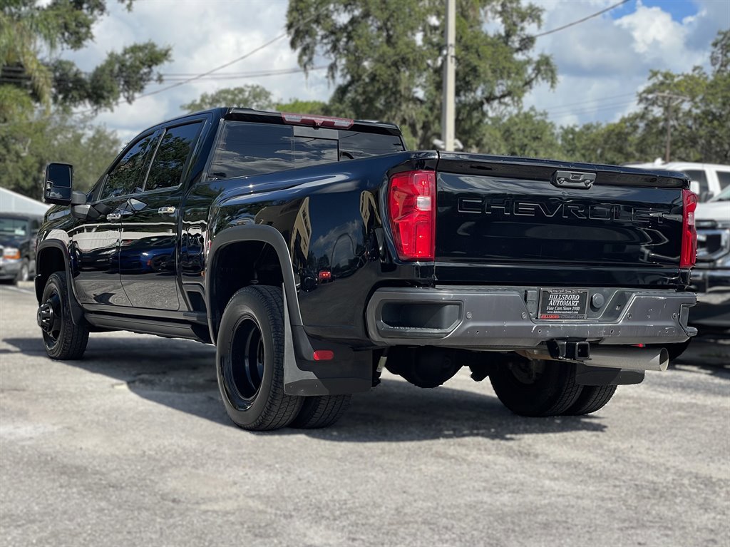 Used 2022 Chevrolet Silverado 3500 High Country w/ Safety Package II image 18