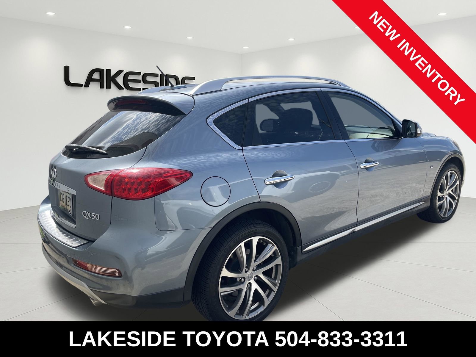 Used 2017 INFINITI QX50 2WD w/ Premium Plus Package image 4