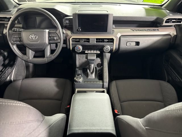 Certified 2024 Toyota Tacoma SR5 AWD/4WD image 24