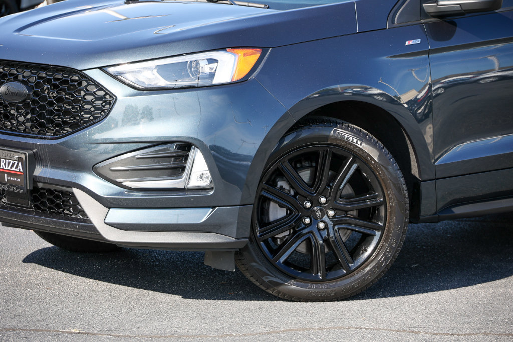 Certified 2024 Ford Edge ST-Line w/ Class II Trailer Tow Package AWD/4WD image 24