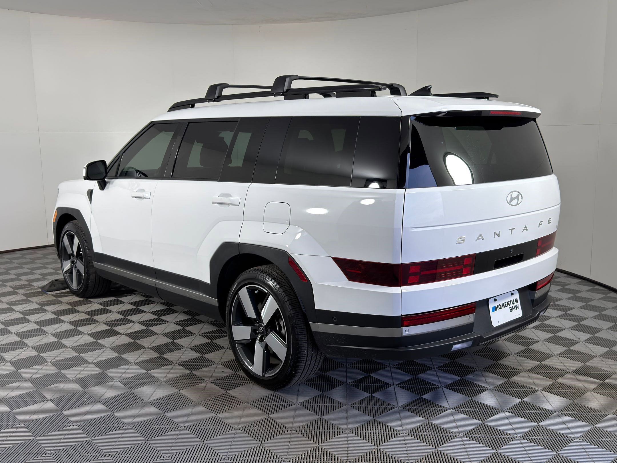 Used 2025 Hyundai Santa Fe Limited image 3