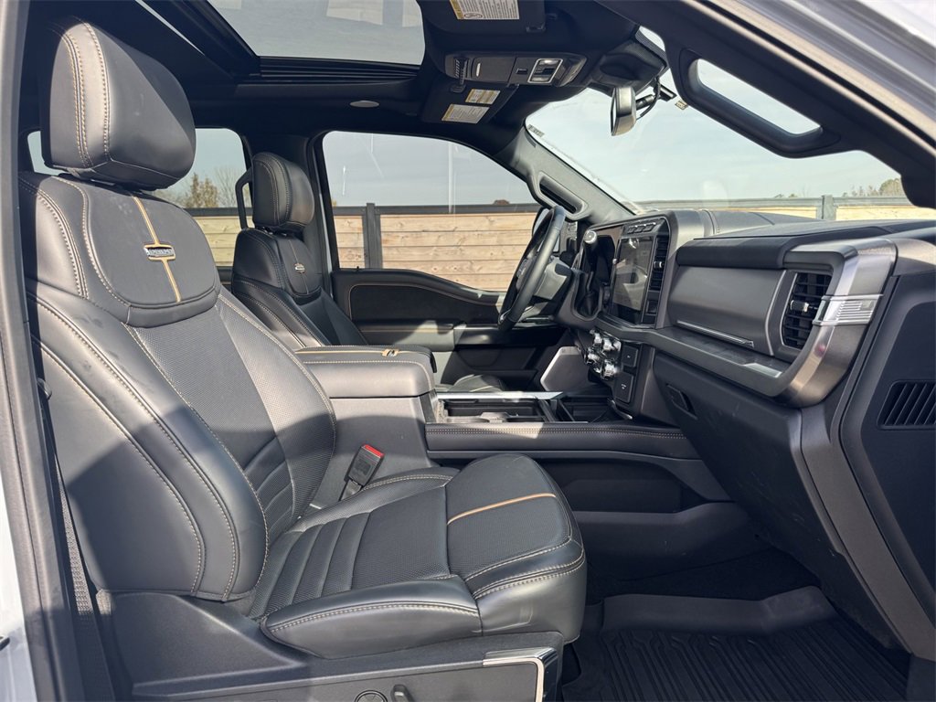 Used 2024 Ford F350 Platinum image 11
