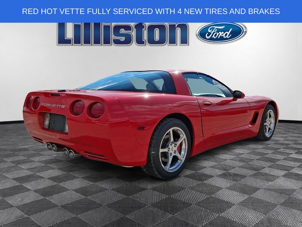 Used 2002 Chevrolet Corvette Coupe w/ Preferred Equipment Group2 RWD image 4