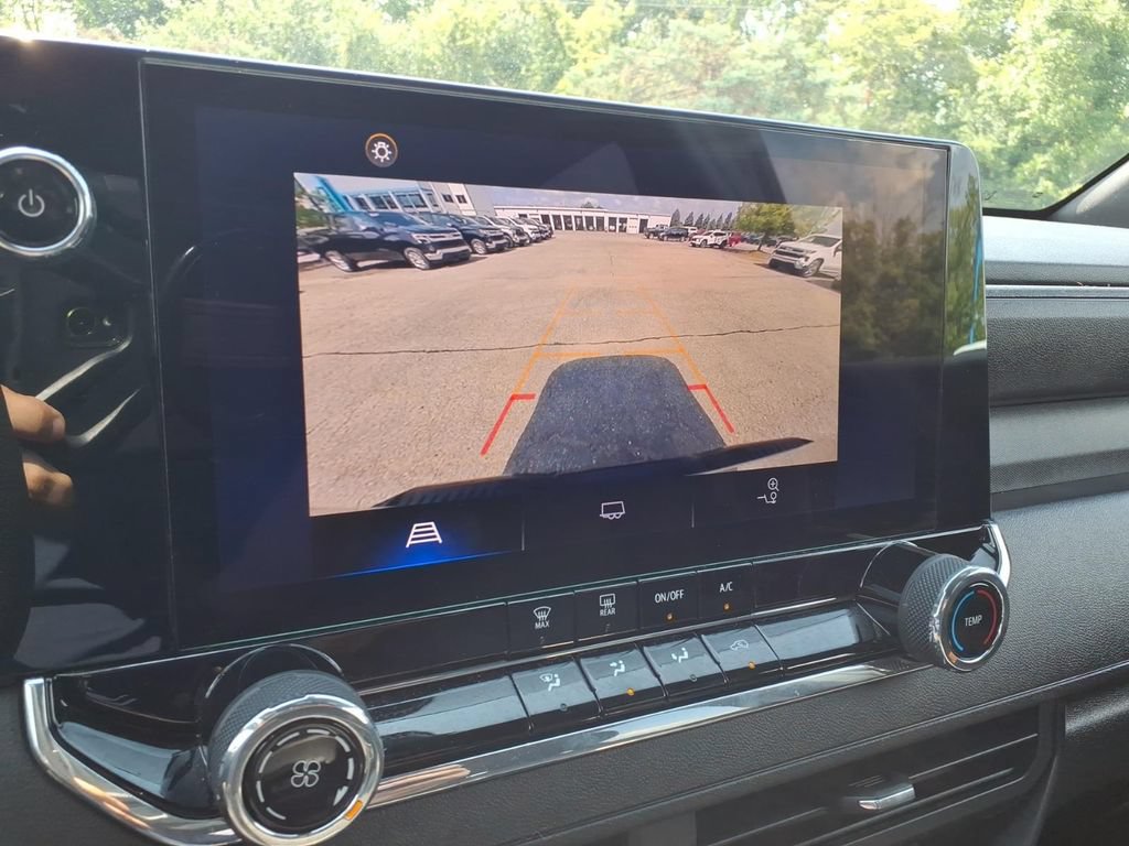 Used 2023 Chevrolet Colorado Trail Boss w/ Advanced Trailering Package AWD/4WD image 18