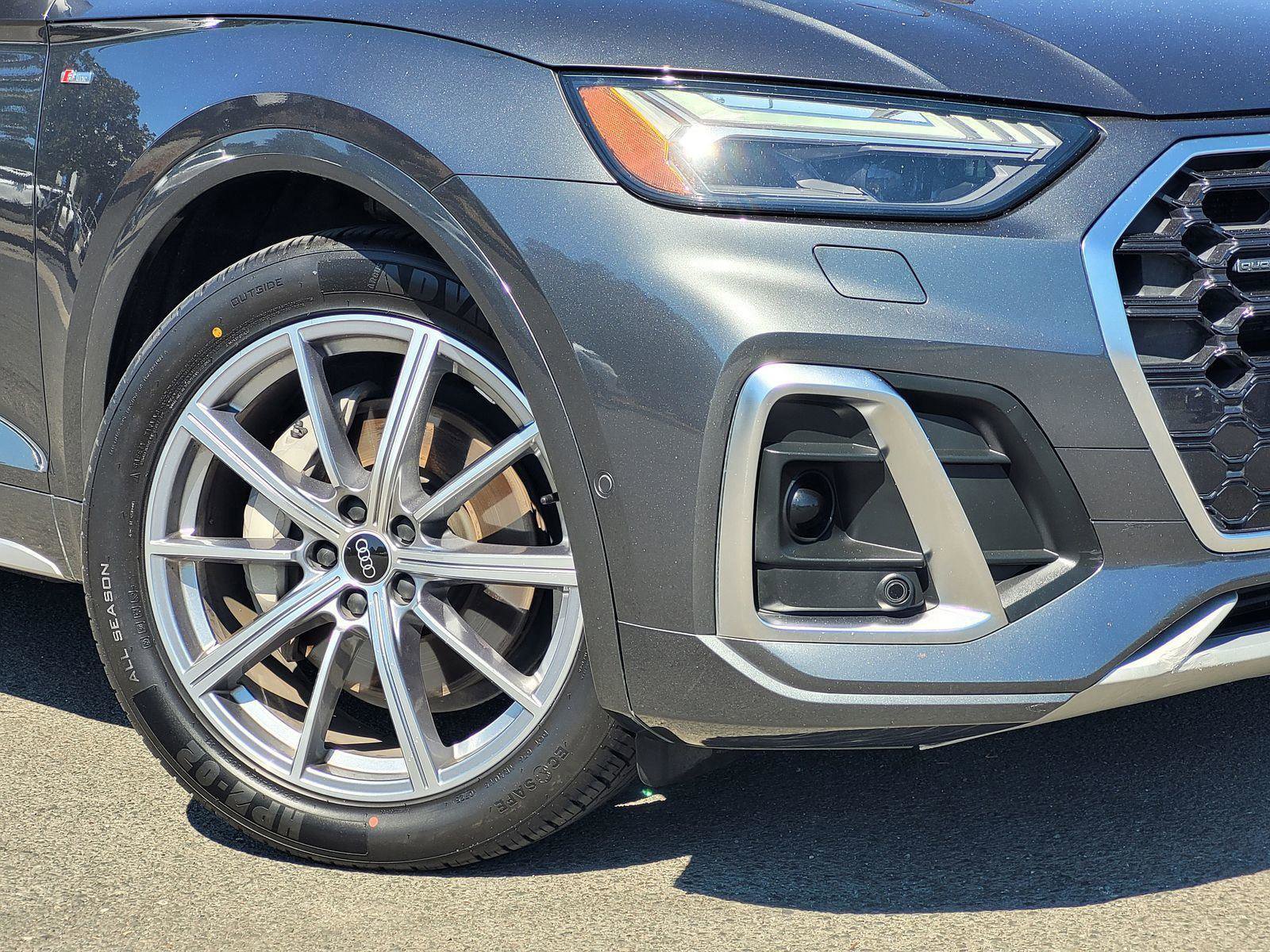 Used 2021 Audi Q5 e Prestige w/ Prestige Package image 5