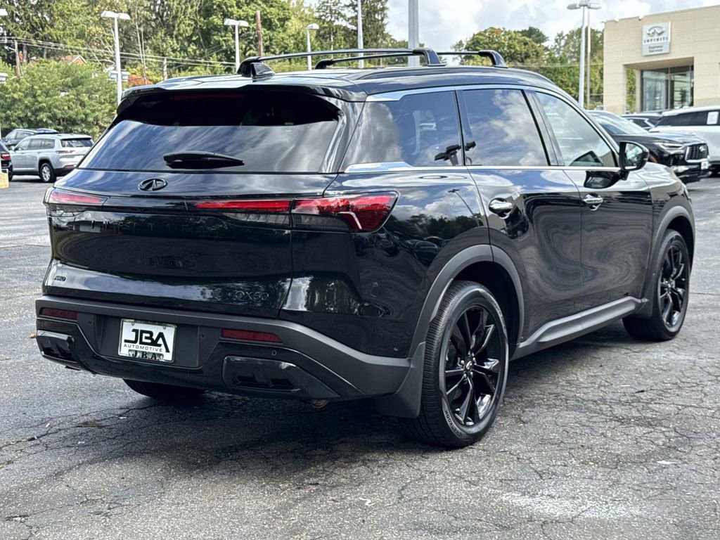 Certified 2025 INFINITI QX60 Luxe w/ Black Edition image 27