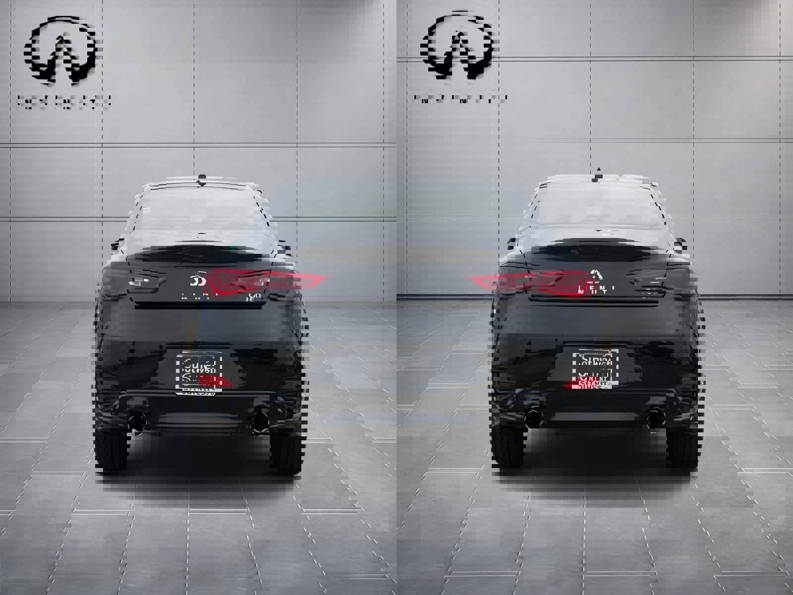 Used 2018 INFINITI Q60 3.0t Luxe w/ Cargo Package image 6