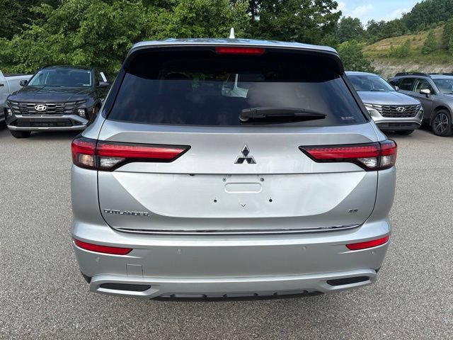 Used 2022 Mitsubishi Outlander SE AWD/4WD image 4