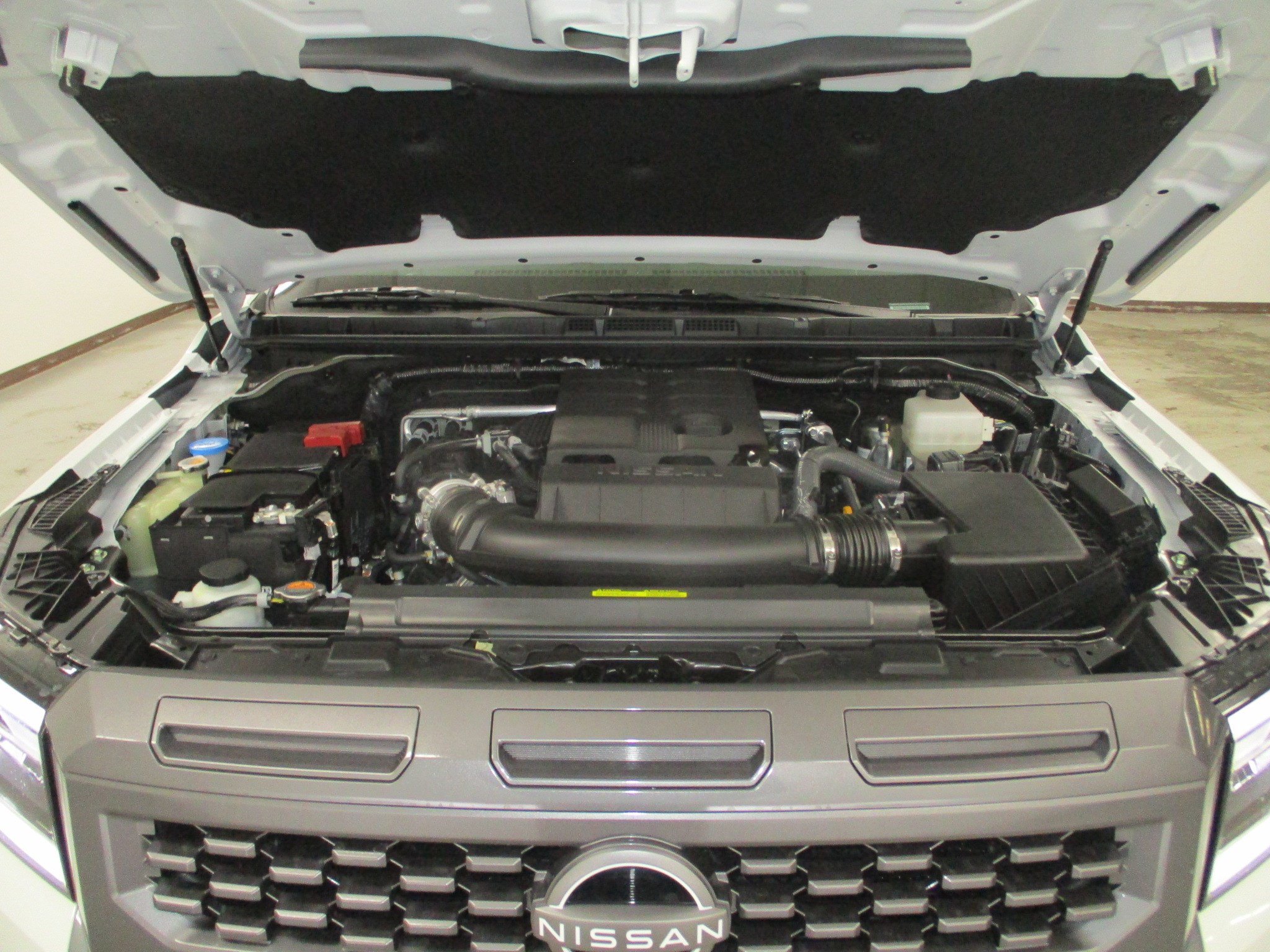 New 2025 Nissan Frontier SL image 10