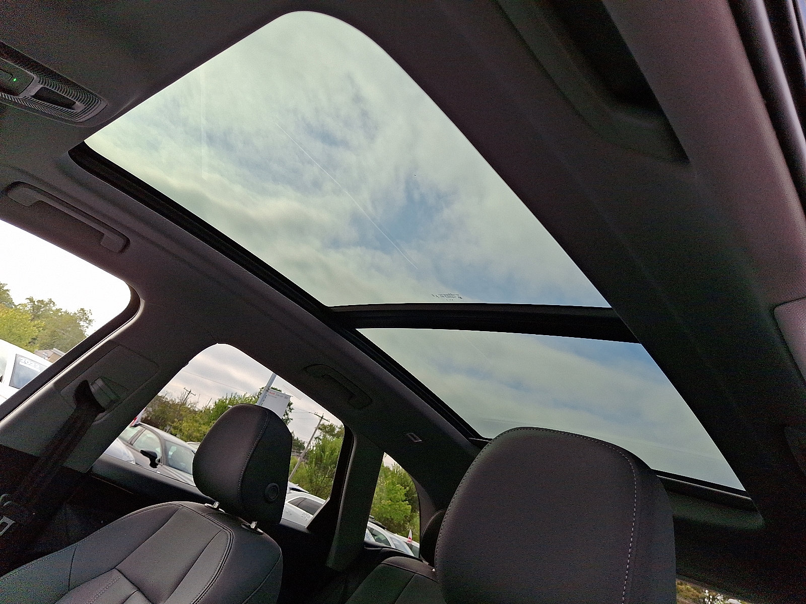 Used 2025 Audi Q5 Premium image 15