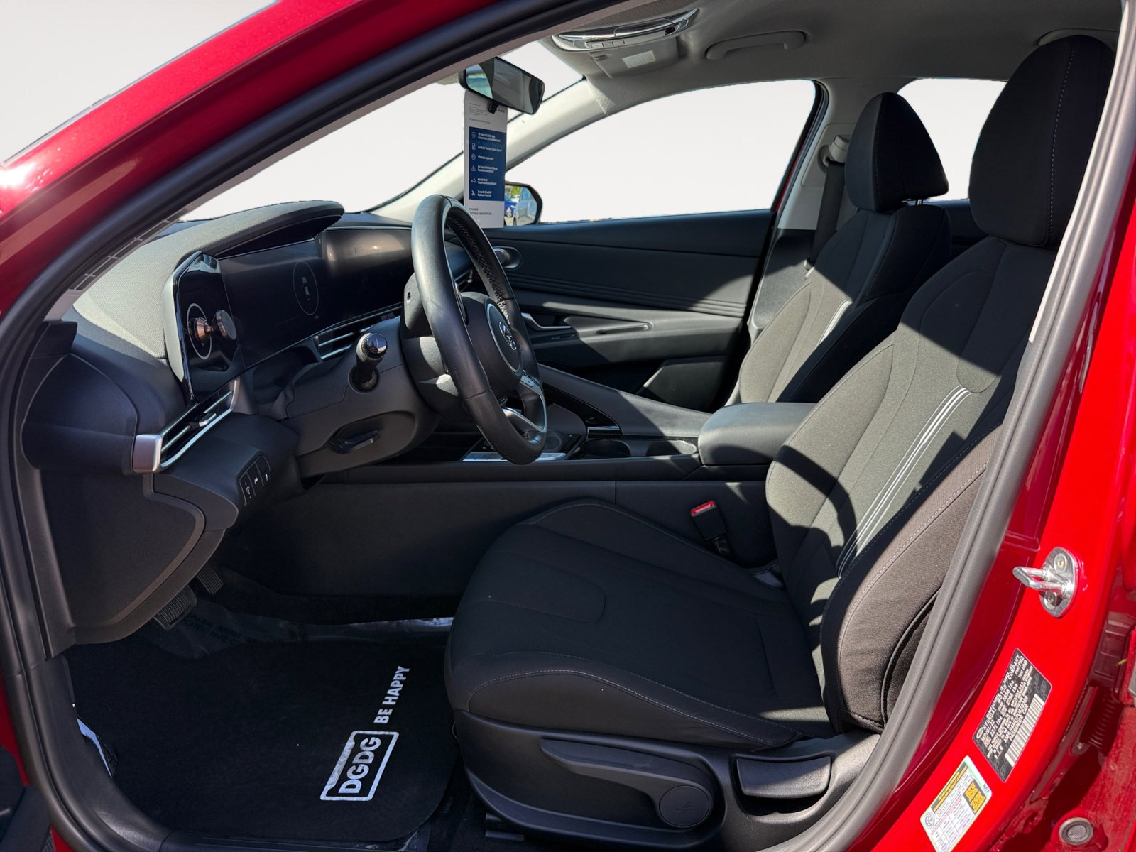 Certified 2023 Hyundai Elantra SEL w/ Convenience Package image 10