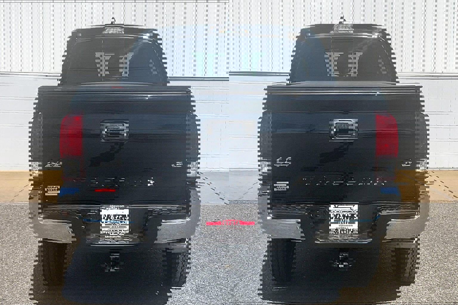 Used 2023 Toyota Tacoma SR5 AWD/4WD image 5