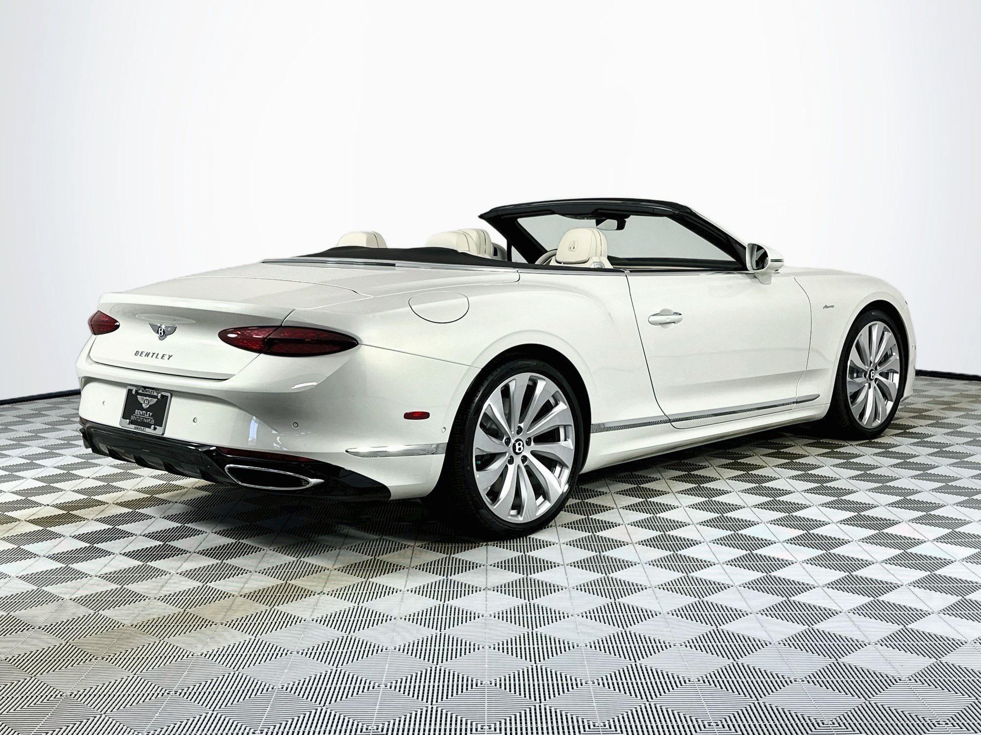 New 2027 Bentley Continental GTC AWD/4WD image 5