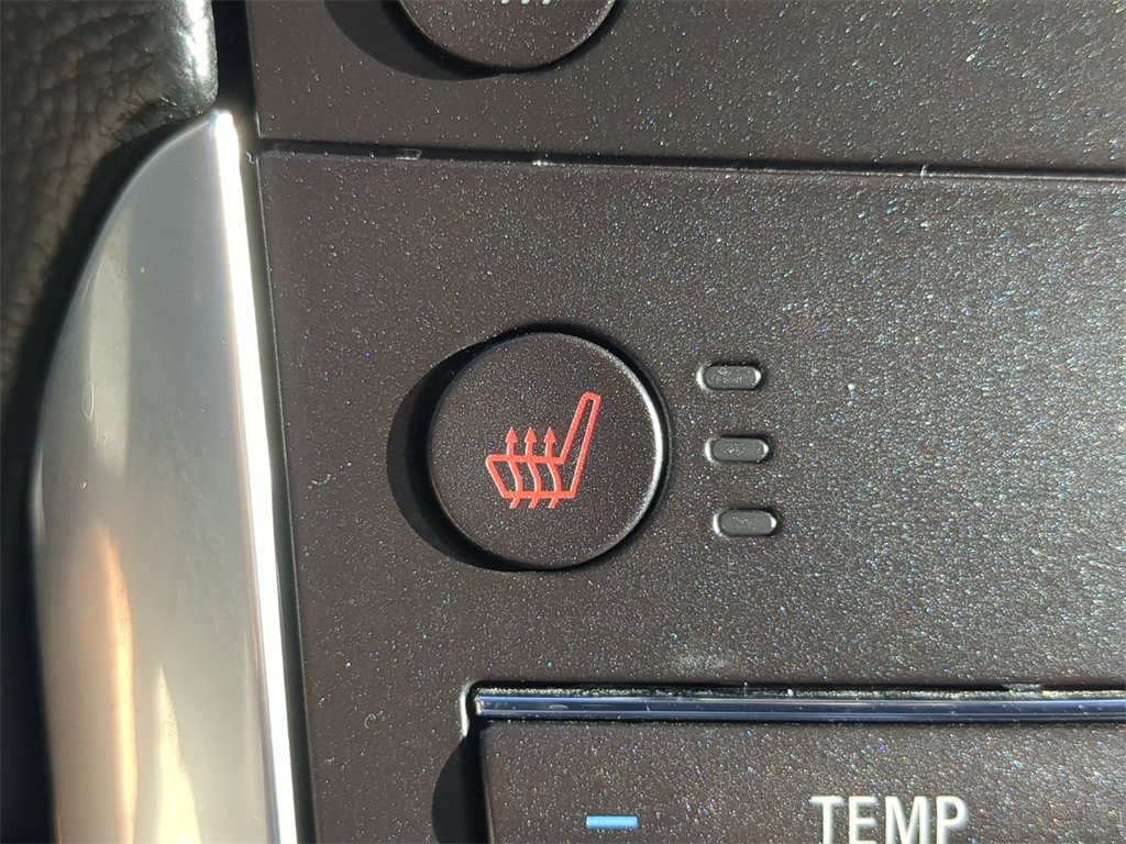 Used 2020 Ford Edge Titanium image 25