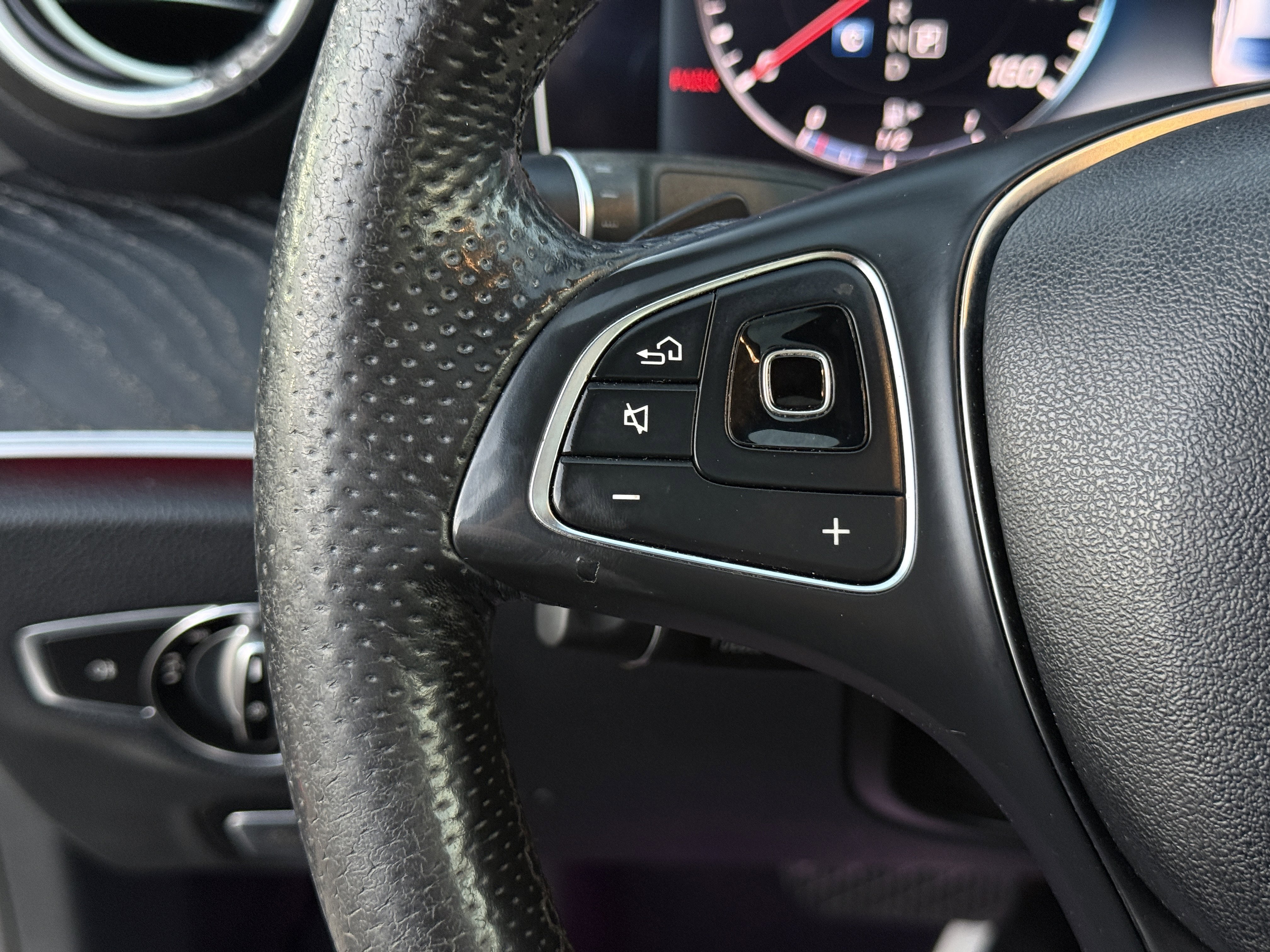 Used 2018 Mercedes-Benz E 300 image 18