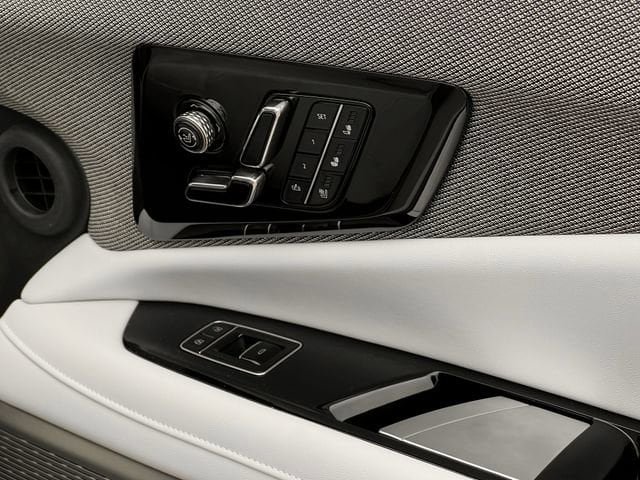 New 2026 Cadillac Optiq Sport 2 image 22
