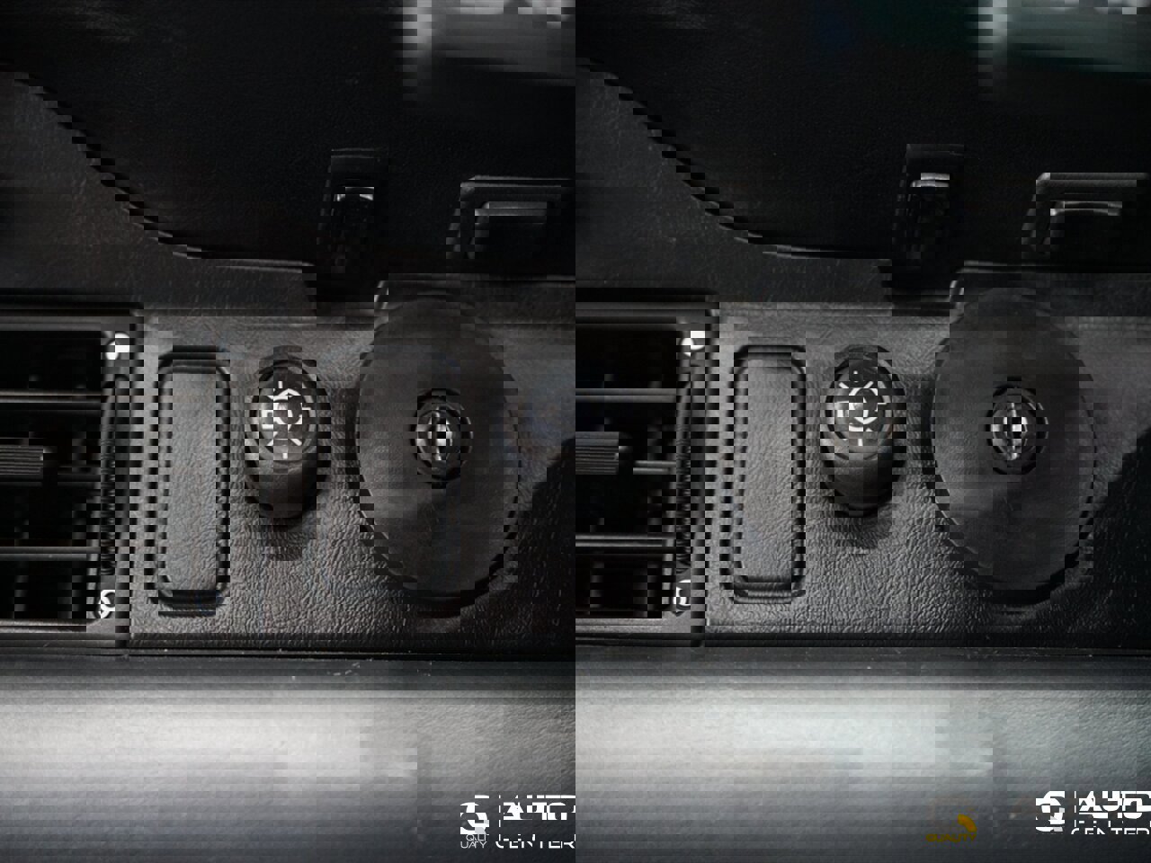 Used 1989 Porsche 911 Carrera image 24