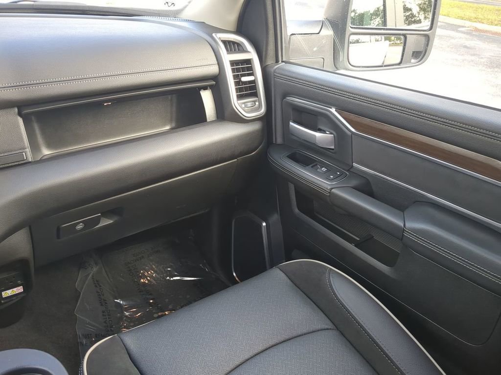 Used 2024 RAM 2500 Laramie w/ Safety Group image 17