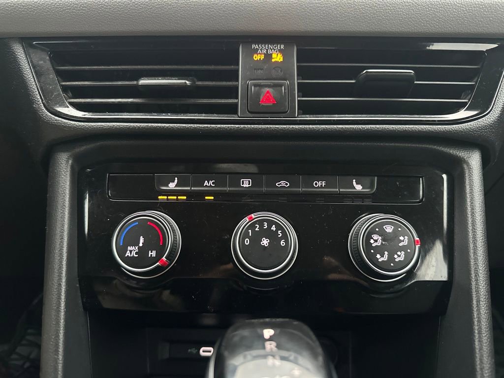 Used 2024 Volkswagen Taos S image 17