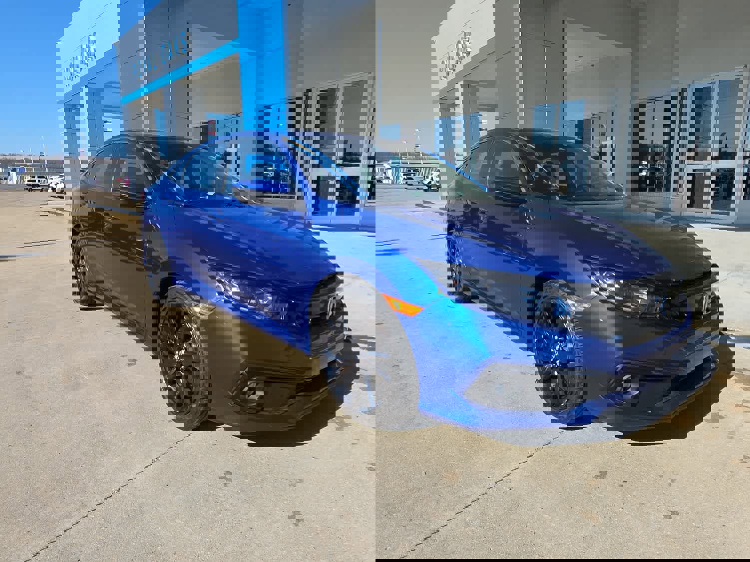 Used 2020 Honda Civic Sport image 2