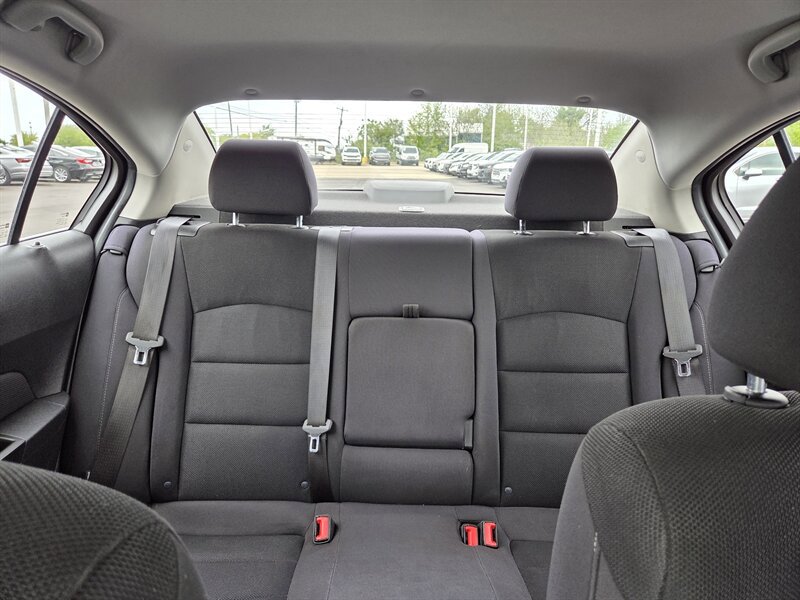 Used 2014 Chevrolet Cruze LT w/ Technology Package FWD image 23