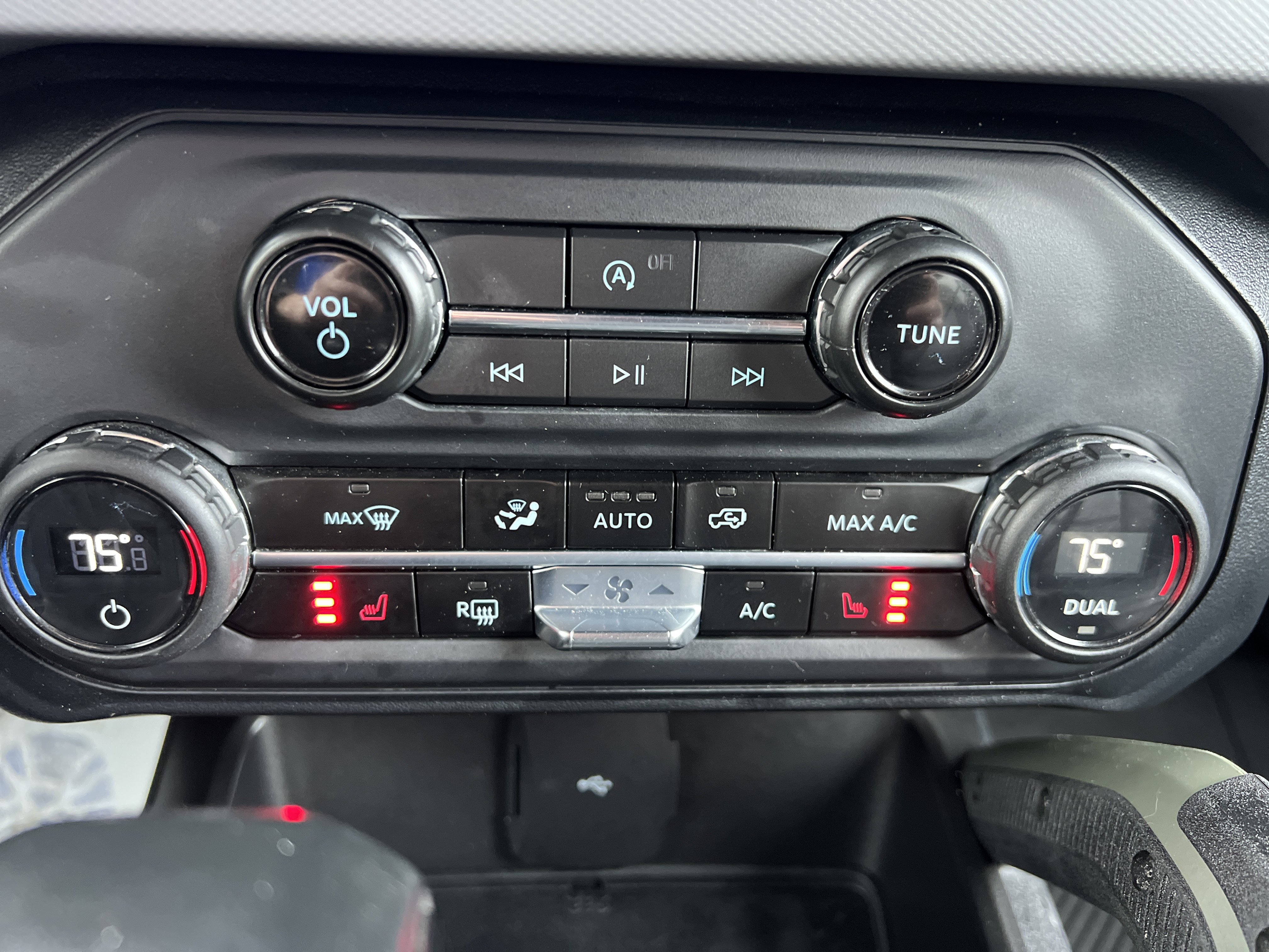 Used 2023 Ford Bronco Everglades AWD/4WD image 29