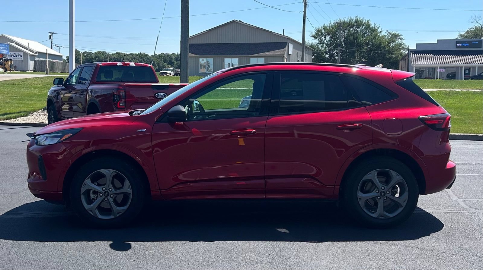 Used 2024 Ford Escape ST-Line w/ Tech Pack #1 AWD/4WD image 4