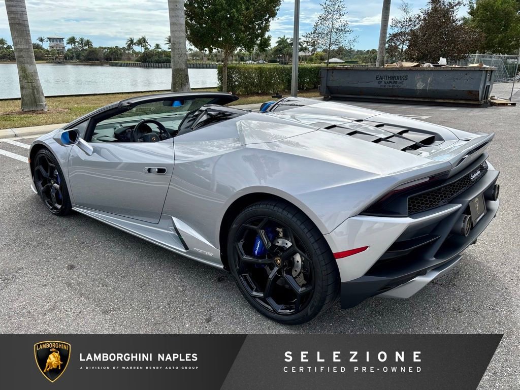 Used 2021 Lamborghini Huracan EVO image 9