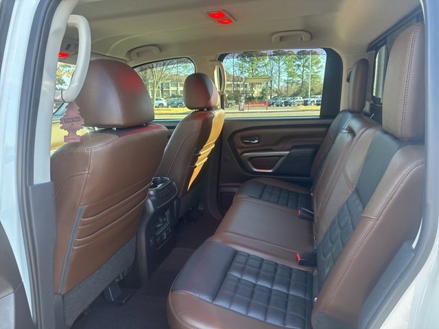 Used 2019 Nissan Titan Platinum Reserve image 10