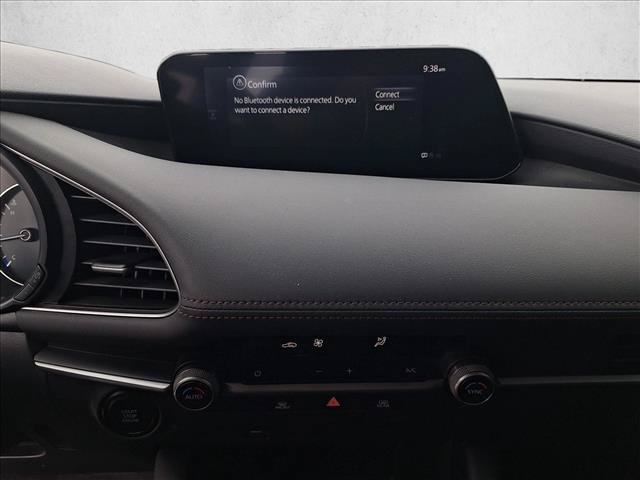 Used 2021 MAZDA MAZDA3 s FWD image 12