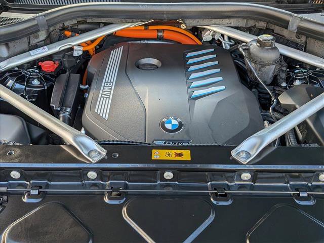 Used 2023 BMW X5 xDrive45e w/ Climate Comfort Package image 26