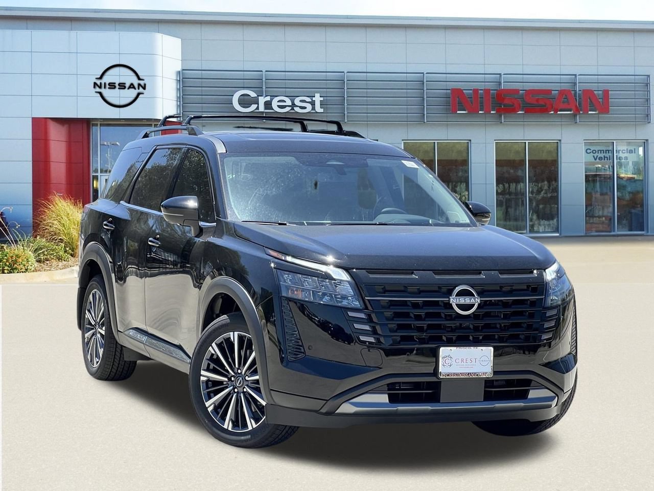 New 2026 Nissan Pathfinder Platinum FWD image 1