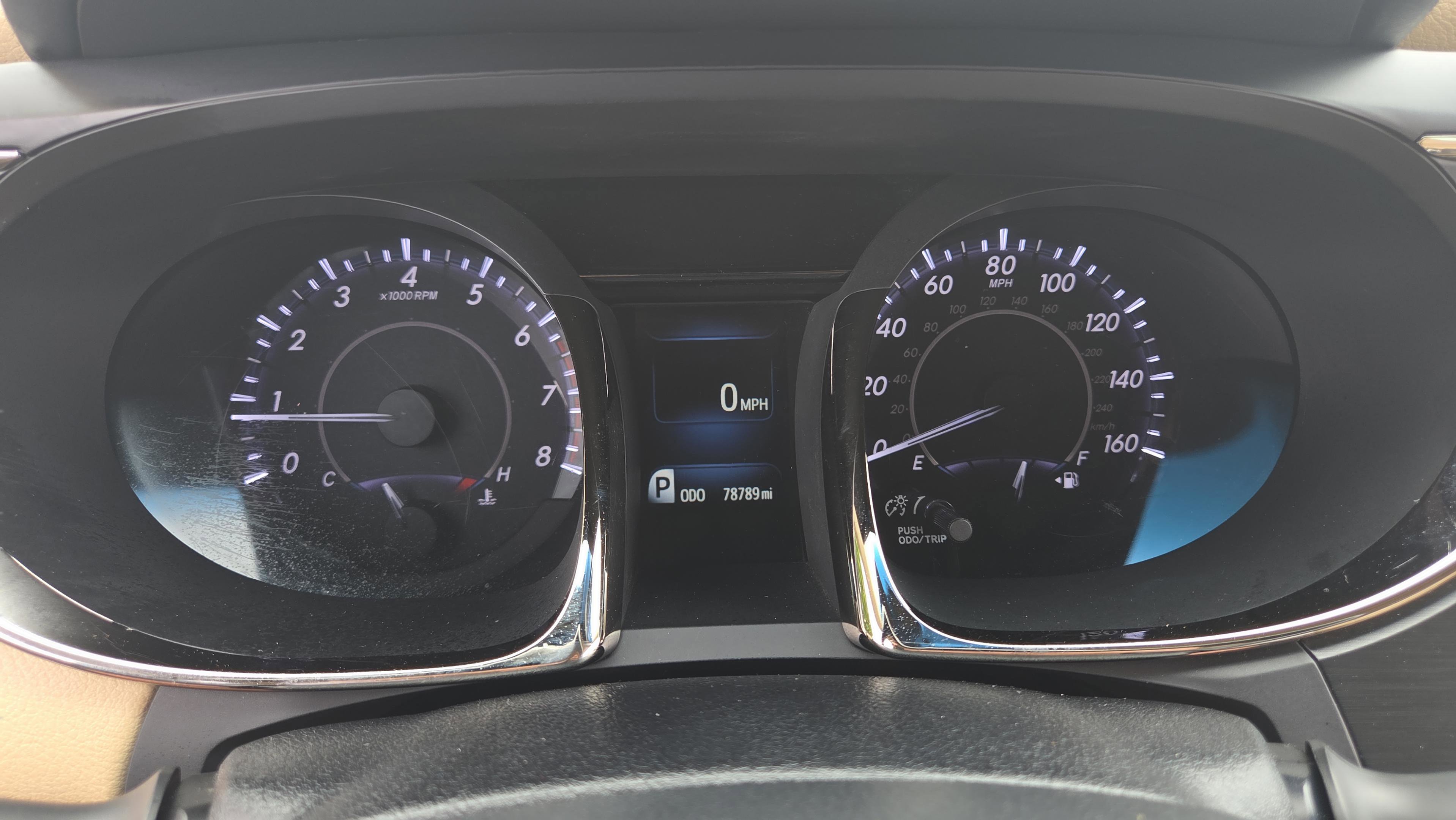 Used 2014 Toyota Avalon Limited image 26