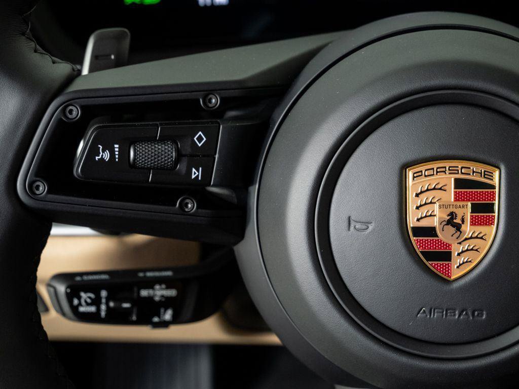 New 2026 Porsche Cayenne AWD/4WD image 10
